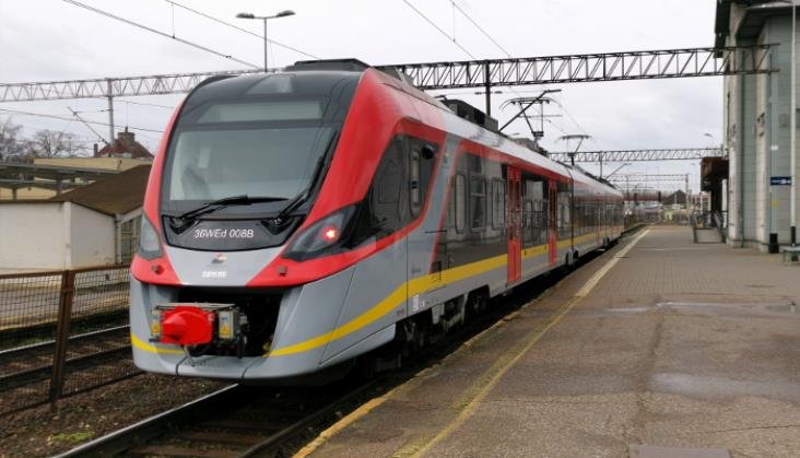Łódzkie: Hybrydy ŁKA do Opoczna. Elektryfikacja dopiero ok. 2030 r. 