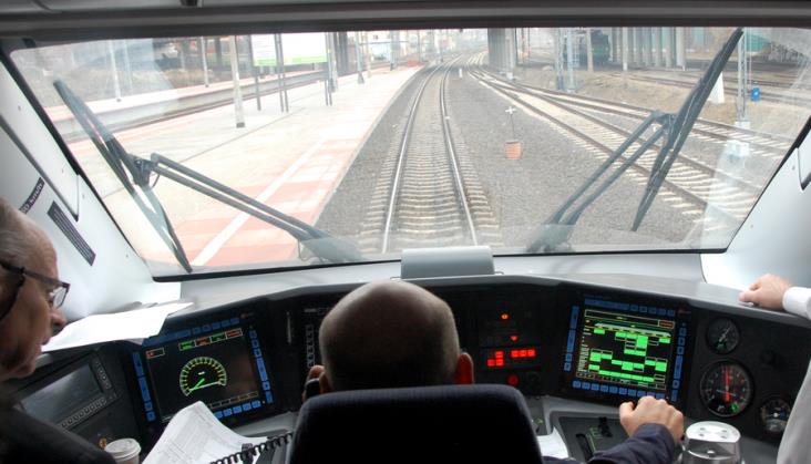 Warszawa: Którędy pobiegnie druga para torów do Nasielska?