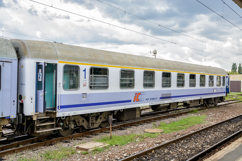 PKP Intercity: Wagony ALux wrócą do służby. Naprawi je Remtrak