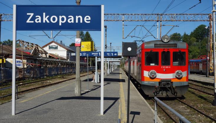 Czas przejazdu pociągów z Krakowa do Zakopanego rekordowo długi 