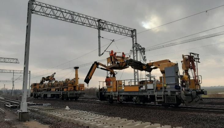 Prąd dla przewoźników kolejowych jednak będzie tańszy!
