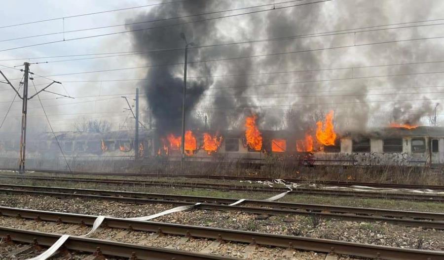Kolejny pożar na kolei. Tym razem płonęły wagony PKP Intercity [zdjęcia]