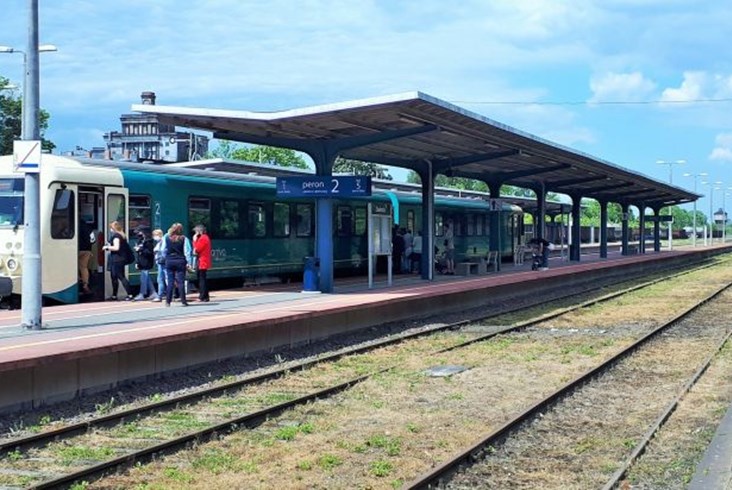Zaczynają się prace torowe na odcinku Toruń – Chełmża linii 207