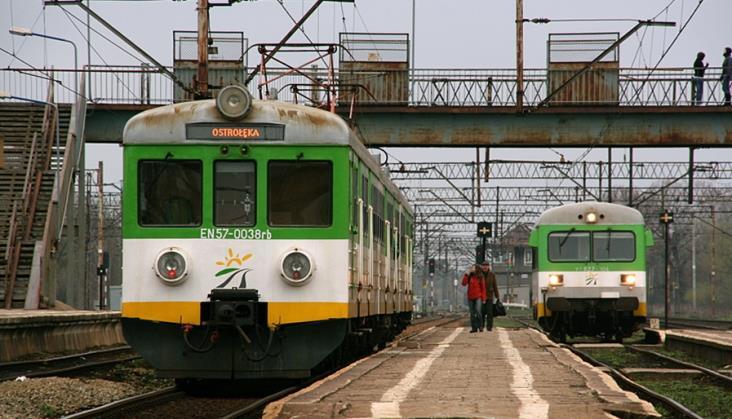 Koleje Mazowieckie: Firma kontrolerska wybrana bez przetargu. „Jesteśmy zadowoleni”