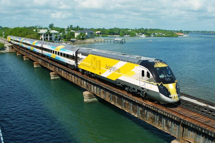 USA: Brightline wraca w listopadzie. Obowiązek szczepienia dla pracowników USA: Brightline wraca w listopadzie. Obowiązek szczepienia dla pracowników