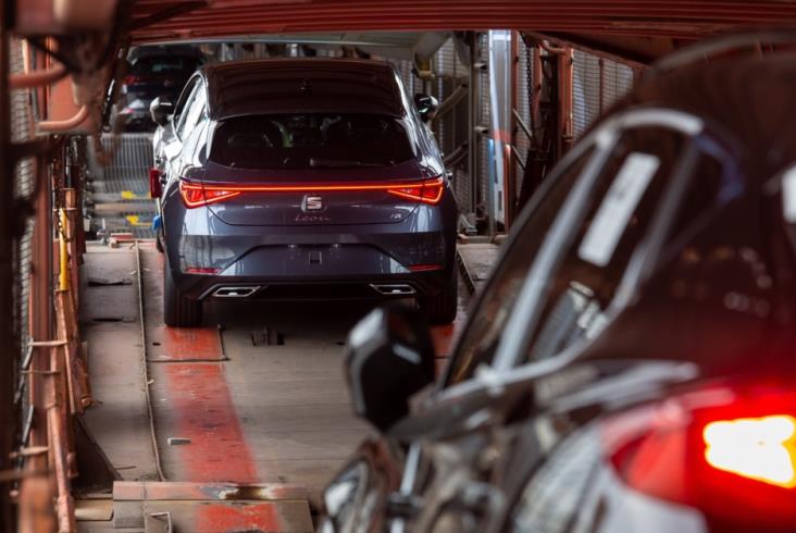 Seat uruchomił połączenie kolejowe między fabrykami aut w Katalonii i Portugalii Seat uruchomił połączenie kolejowe między fabrykami aut w Katalonii i Portugalii