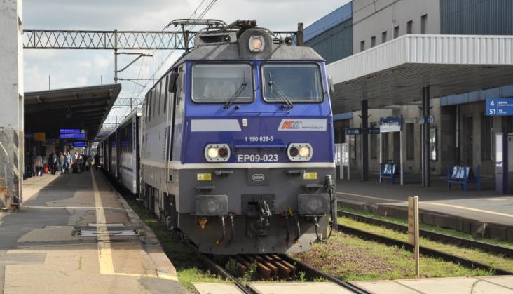 PKP Intercity ponownie poszukuje wykonawcy napraw 15 lokomotyw EP09
