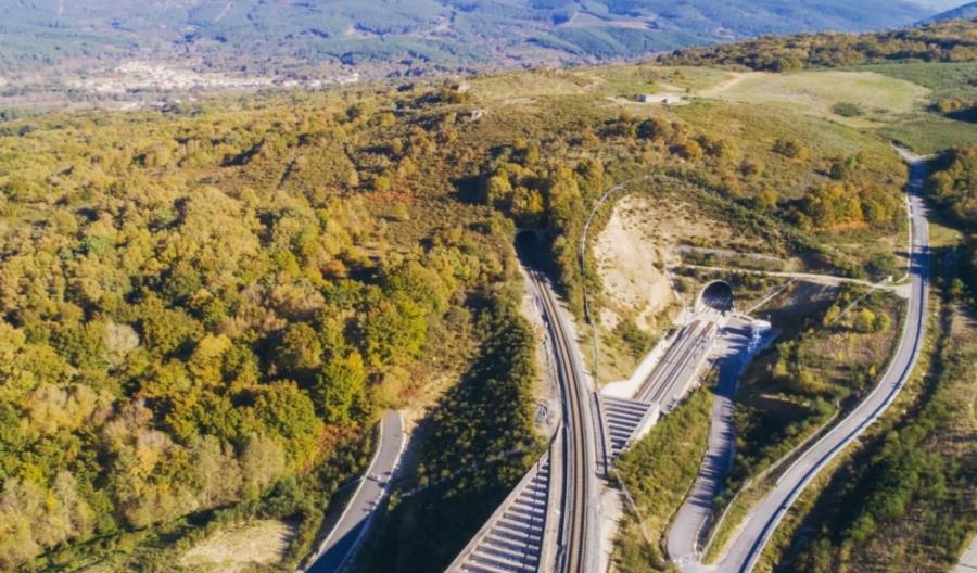 Nowa szybka linia kolejowa Madryt - Ourense na zdjęciach