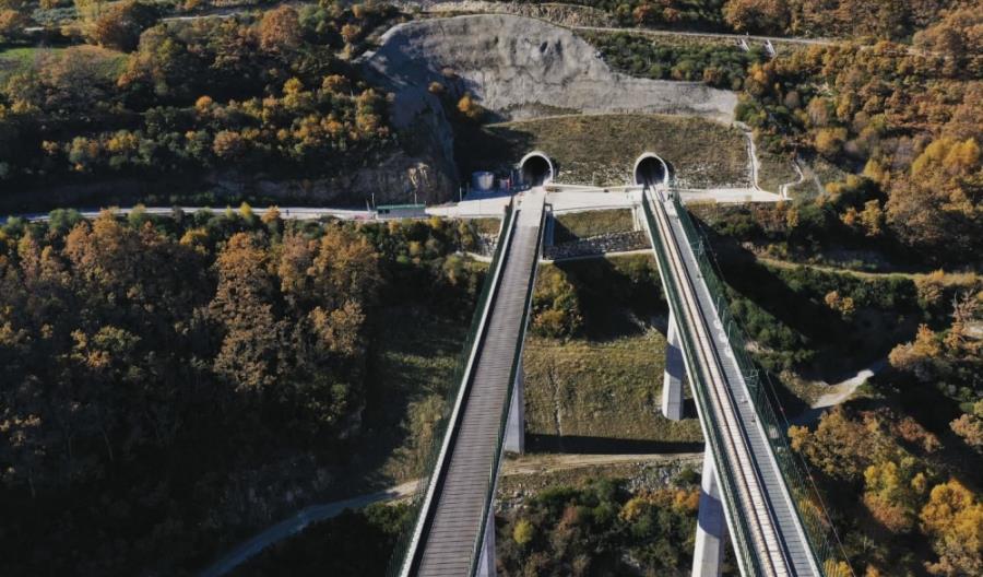 Nowa szybka linia kolejowa Madryt - Ourense na zdjęciach