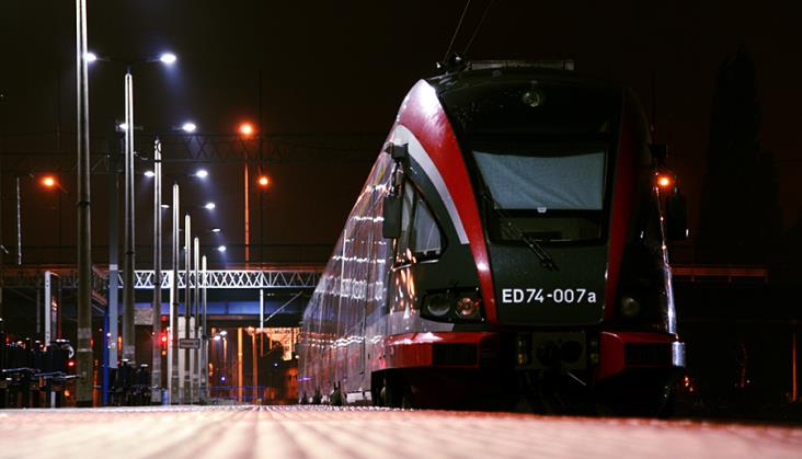 Pierwsze wcielenie ED74. Seria epoki przemian polskiej kolei 