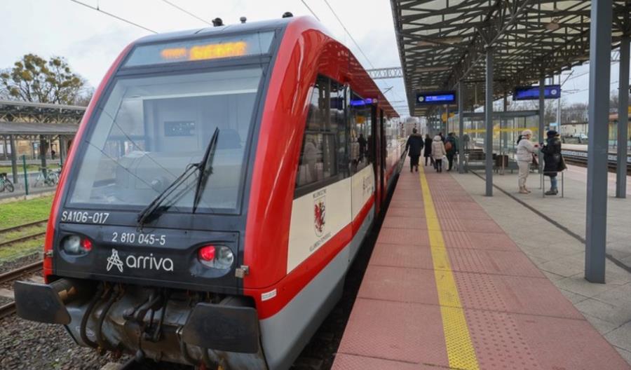 Wróciły pociągi Toruń - Sierpc. Są możliwe przesiadki do Nasielska i Płocka Wróciły pociągi Toruń - Sierpc. Są możliwe przesiadki do Nasielska i Płocka