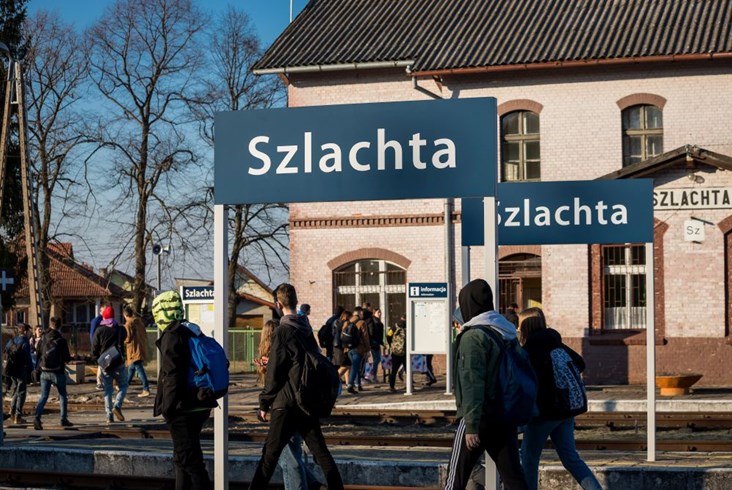 Wróciły pociągi na linię Szlachta – Wierzchucin [zdjęcia]
