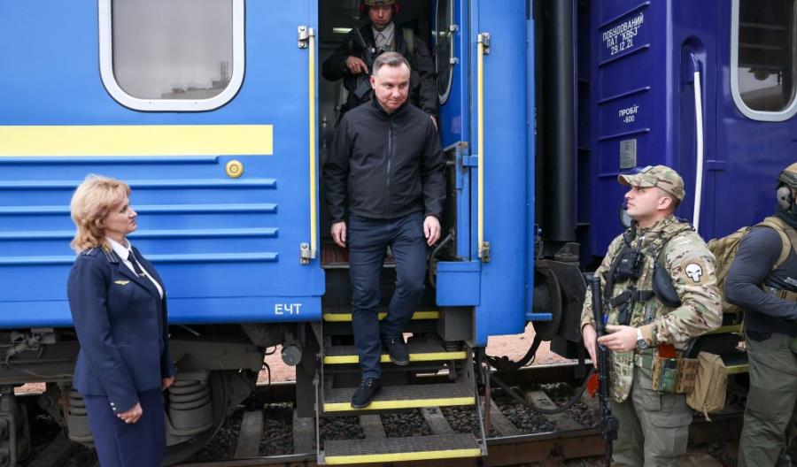 Prezydenci Polski, Litwy, Łotwy i Estonii dotarli do Kijowa pociągiem [zdjęcia]