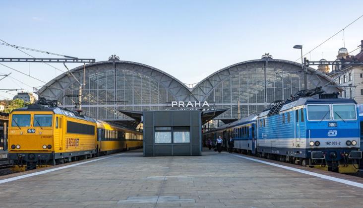 Tajná dohoda CD a OBB proti RegioJetu?  Hrozba vysokých sankcí ze strany Evropské komise