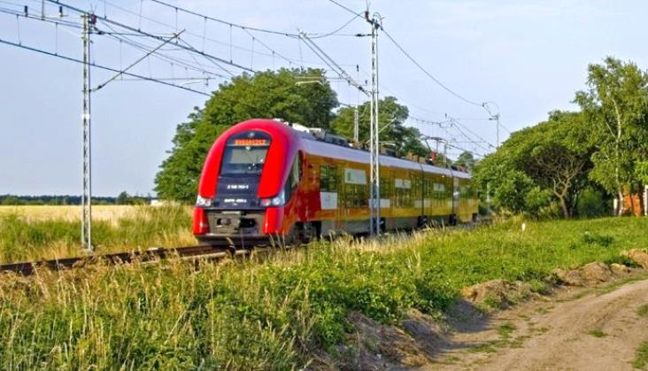 Ceny rosną, kujawsko-pomorskie kupi mniej pociągów z Polskiego Ładu