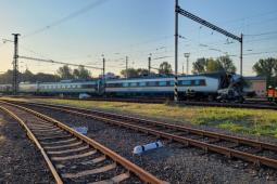 Czechy: Zderzenie pendolino z lokomotywą. Nie żyje maszynista