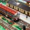EN57 z klocków Lego na makiecie w Stacji Muzeum EN57 z klocków Lego na makiecie w Stacji Muzeum