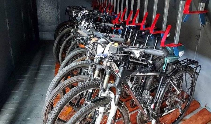 Wagony rowerowe Kolei Dolnośląskich wyruszyły na linie z rowerzystami [zdjęcia]