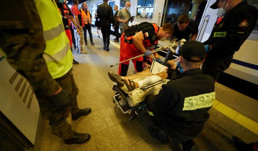 Kolejny pociąg z rannymi żołnierzami. Wykorzystano nowy wagon z FPS Kolejny pociąg z rannymi żołnierzami. Wykorzystano nowy wagon z FPS
