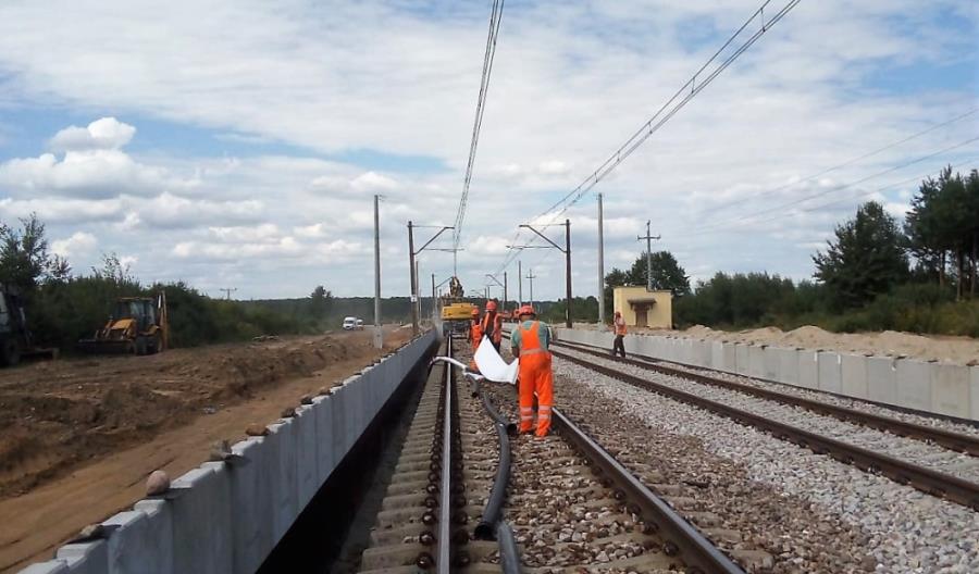 Powstaje przystanek Dąbrówka Zabłotnia między Radomiem a Skarżyskiem-Kamienną