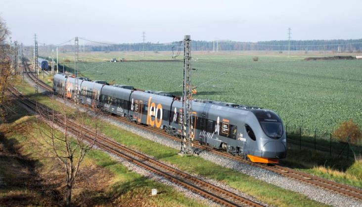 Po trzech latach testów Sirius CRRC wyjedzie na czeską sieć kolejową