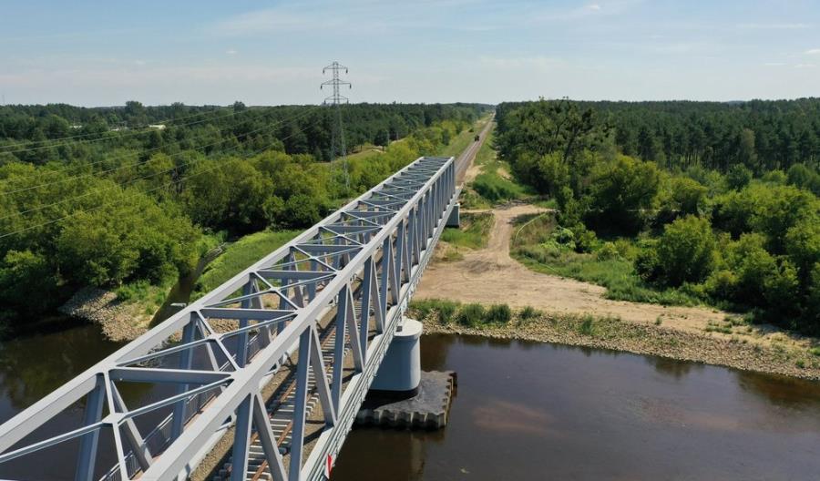 Postępują prace na linii Ostrołęka – Chorzele [zdjęcia]