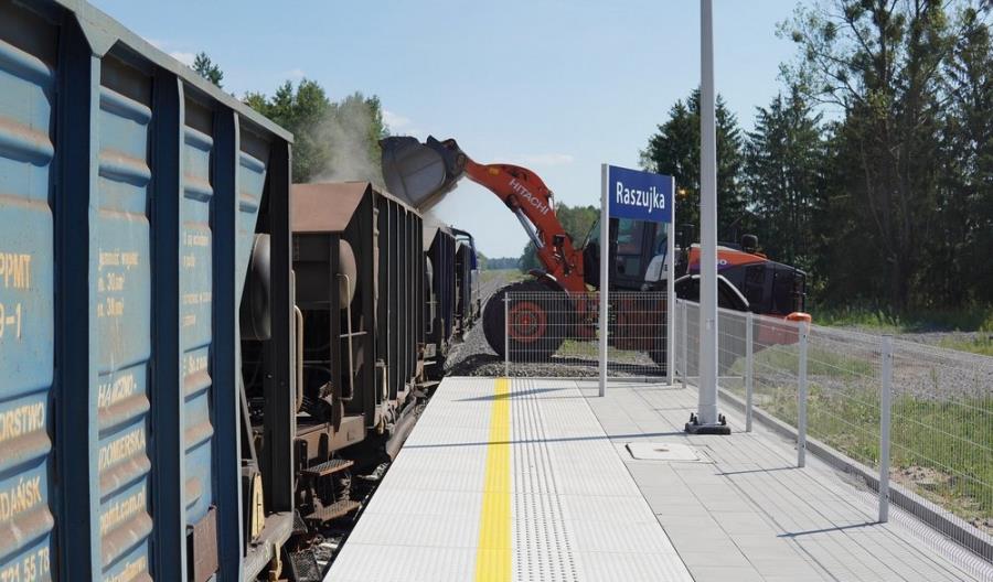 Postępują prace na linii Ostrołęka – Chorzele [zdjęcia]