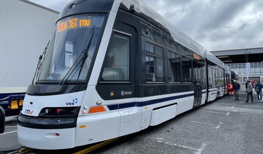 InnoTrans 2022: Kolej po pandemii stawia na wodór [zdjęcia]