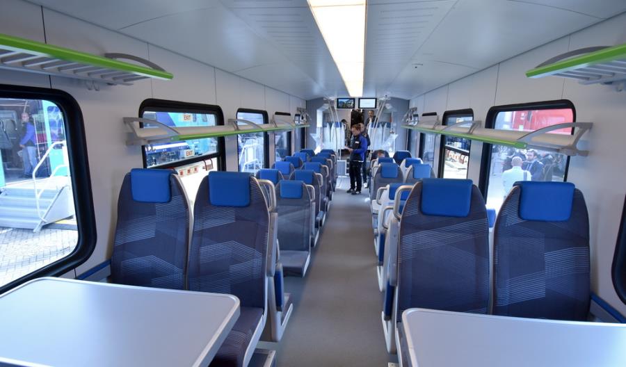 Wodorowa premiera Stadlera. Flirt H2 dla San Bernardino na Innotrans [zdjęcia]
