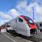 Elektryczny Flirt dla Walii z dieslowskim silnikiem i bateriami na Innotrans 2022 (zdjęcia)
