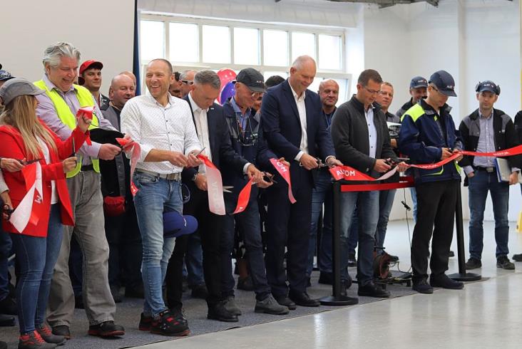 Nowa linia spawania aluminium we wrocławskim zakładzie Alstom Nowa linia spawania aluminium we wrocławskim zakładzie Alstom