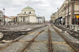 Warszawa: Jest decyzja ws. torów tramwajowych i bruku na pl. Trzech Krzyży