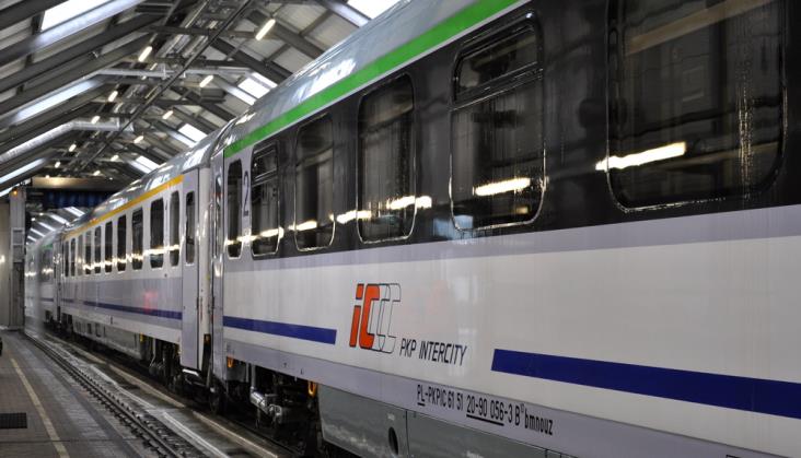 Pekapka. Nowa aplikacja PKP Intercity do zakupu biletów