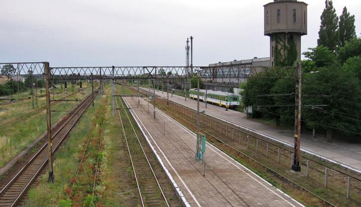 Modernizacja linii Ostrołęka – Chorzele opóźniona. Na razie nie wiadomo, jak bardzo 