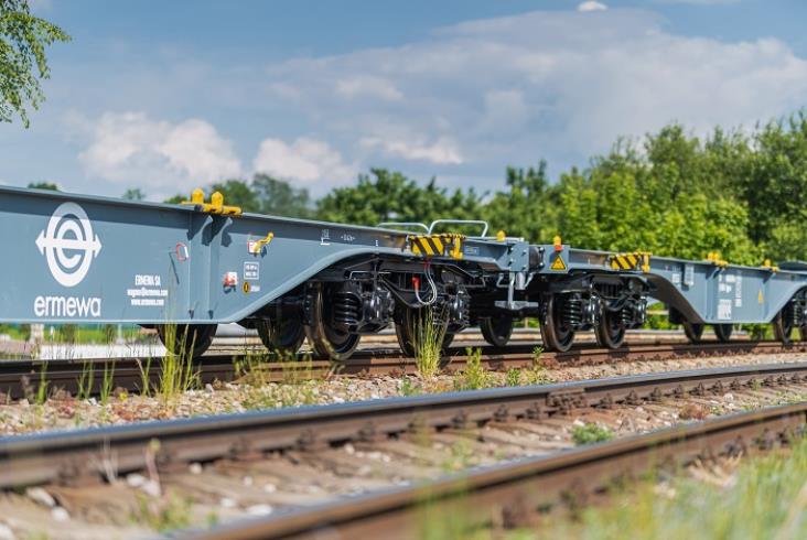 Ermewa rozbudowuje flotę intermodalną: 780 nowych wagonów w 2022 r. Ermewa rozbudowuje flotę intermodalną: 780 nowych wagonów w 2022 r.