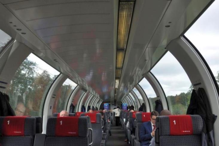 Prawdziwa gratka! W pociągu do Przemyśla pojawi się szwajcarski wagon panoramiczny 