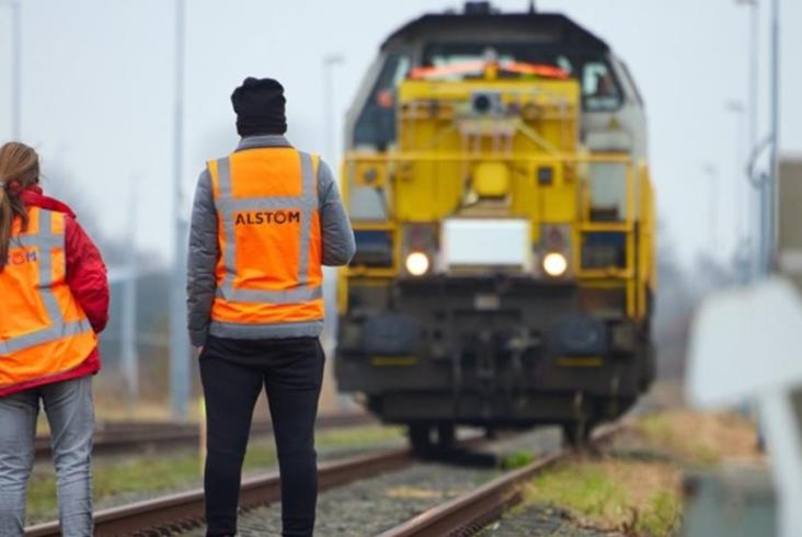 Alstom zaprezentował autonomiczną lokomotywę manewrową [film]