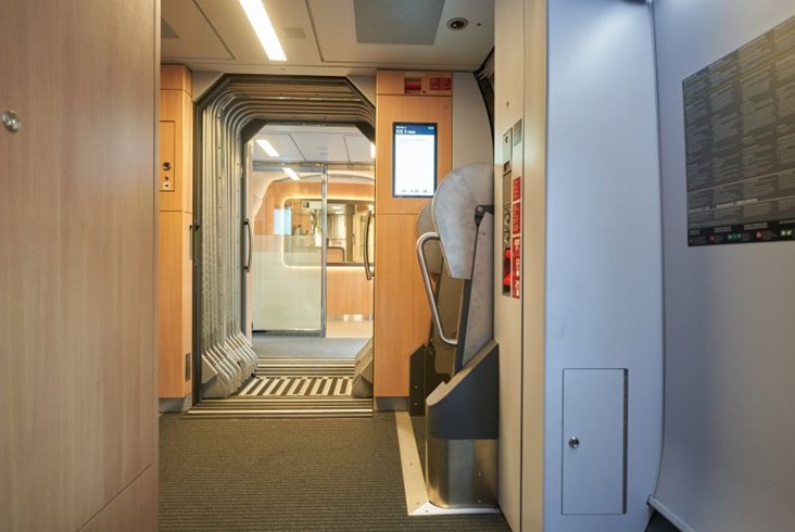Nowe pociągi dużych prędkości Siemensa – ICE3neo w rekordowym czasie ruszają na tory