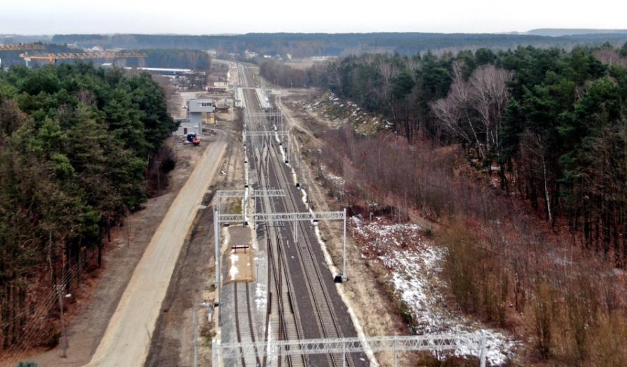 Nowa łącznica Czarnca – Włoszczowa Północ gotowa. Pociągów brak