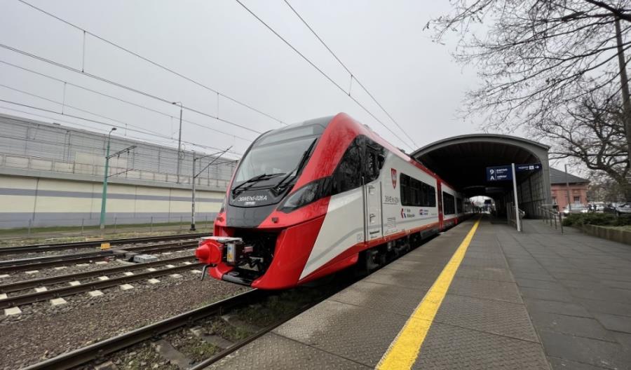 Koleje Wielkopolskie z kompletem spalinowych Impulsów. Wkrótce dostaną pantografy [zdjęcia]