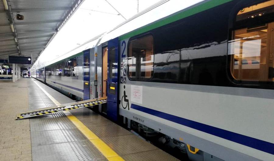 PKP Intercity: Nie tylko Pendolino pojedzie z prędkością 200 km/h