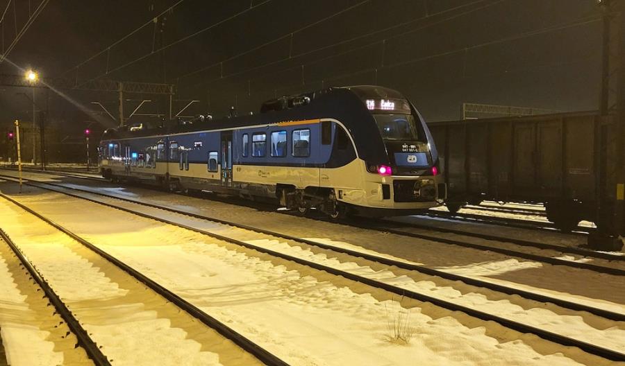 Pierwsze zespoły trakcyjne Pesy dla ČD pojechały do Czech i Austrii [zdjęcia]