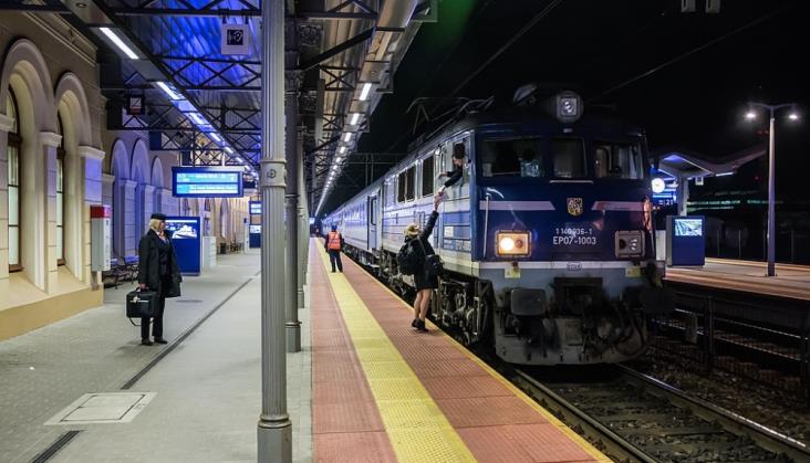Pociągi Warszawa – Bydgoszcz wrócą do Kutna 