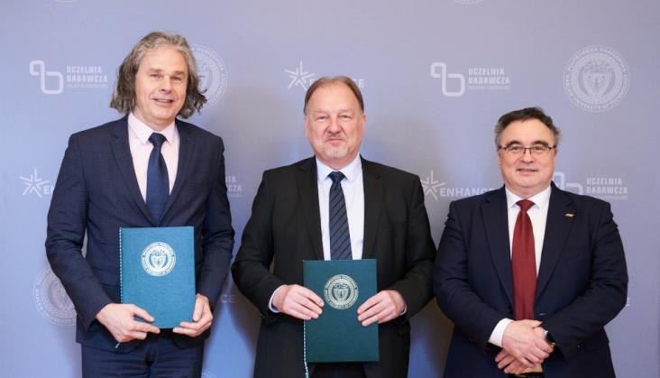 PKP Intercity będzie współpracować z Politechniką Warszawską