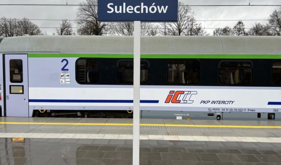 Pociągi Poznań – Zielona Góra. Zmarnowana szansa na szybszą kolej