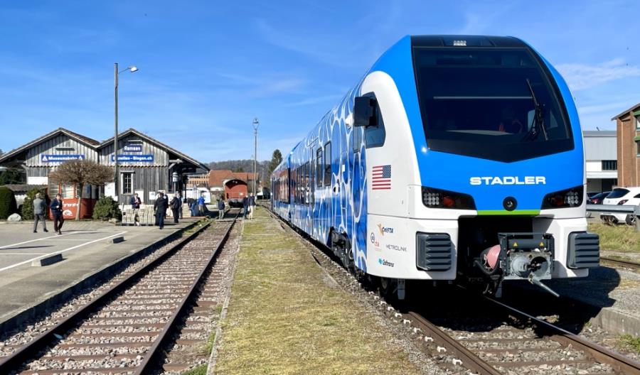 Stadler. Jechaliśmy wodorowym Flirtem!