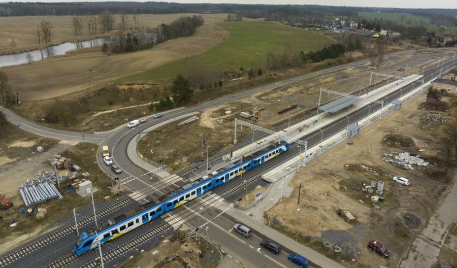 Nowe perony i tor na linii Poznań - Szczecin. Czas przejazdu tak samo zły