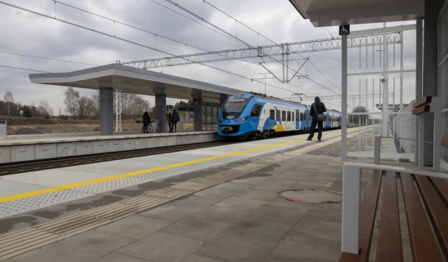 Nowe perony i tor na linii Poznań - Szczecin. Czas przejazdu tak samo zły