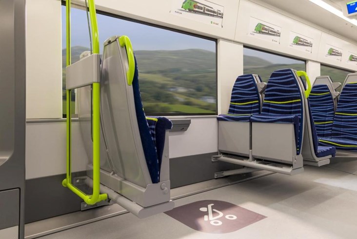 Alstom zaprezentował pełnoskalową makietę X’trapolis dla DART+