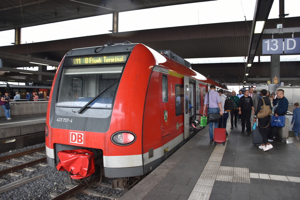 Niemcy. Zmarł konduktor DB zaatakowany przez agresywnego pasażera